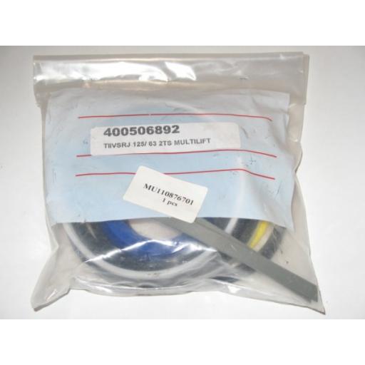 MU110876701 XR5 Main Ram seal kit